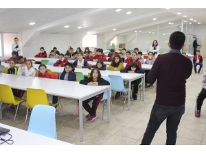 Öğrencilere Böbrek Sağlığı Ve Beslenme Önerileri Anlatıldı