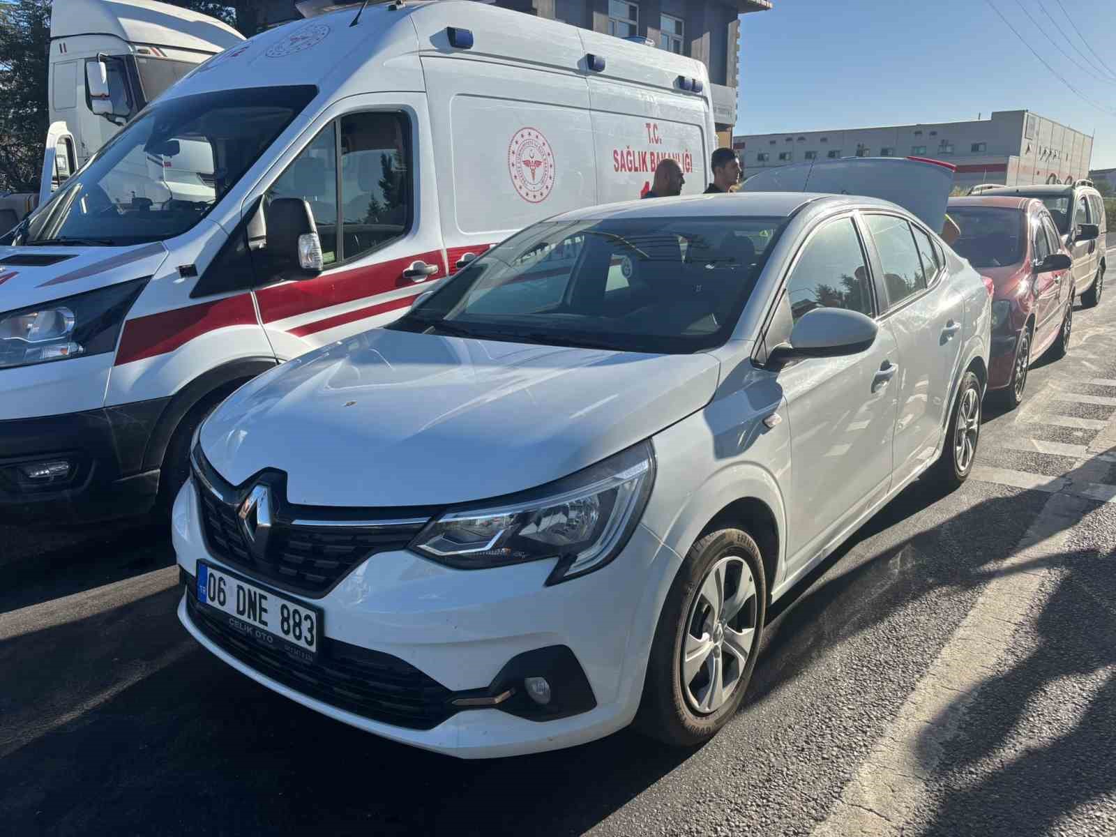 tavsanli-da-zincirleme-trafik-kazasi-4-yarali