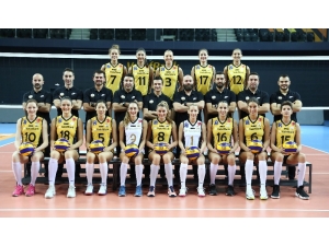 Son Şampiyon Vakıfbank Avrupa’da Sahneye Çıkıyor
