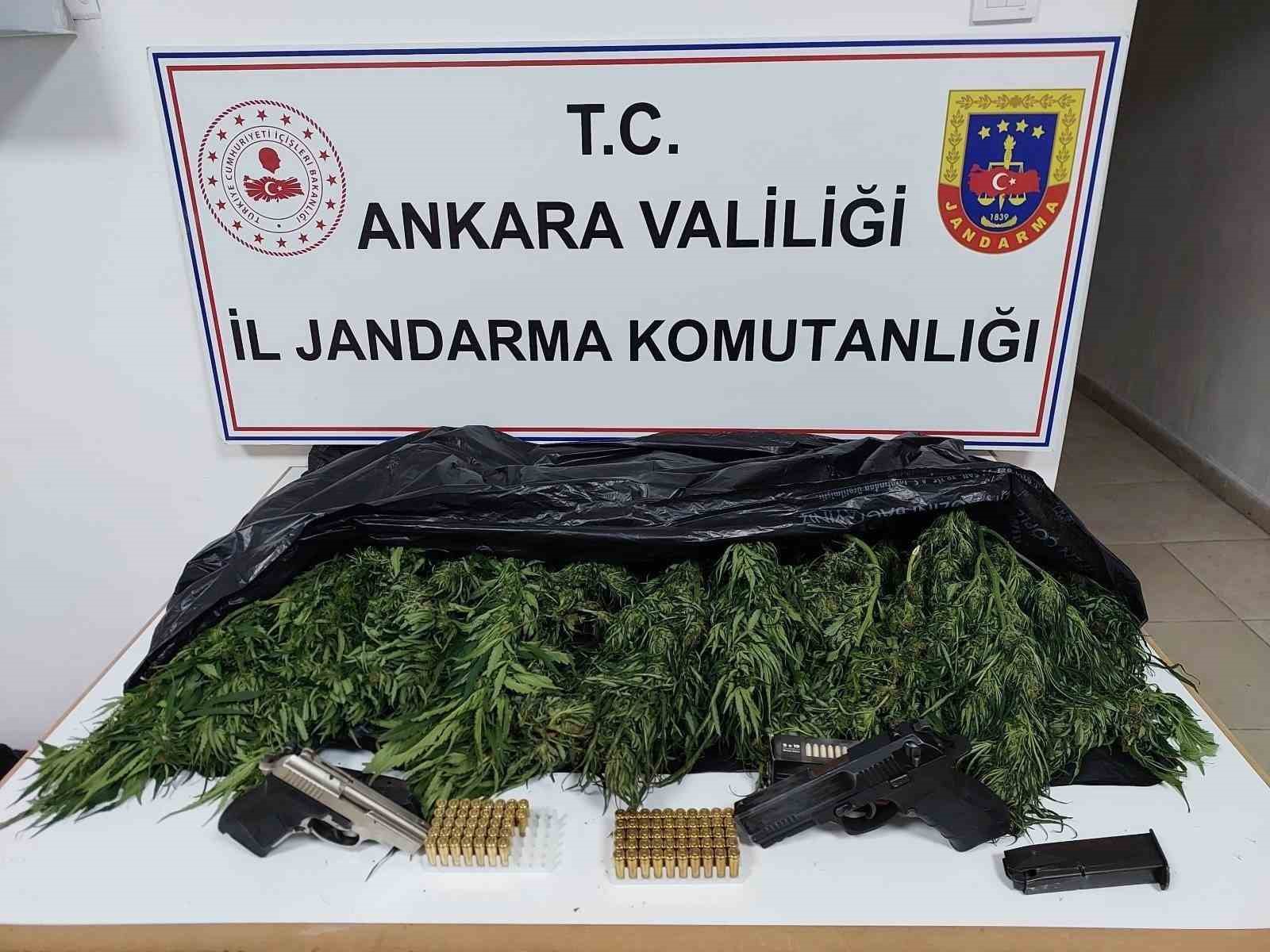 ankara-da-uyusturucu-operasyonu-1-gozalti