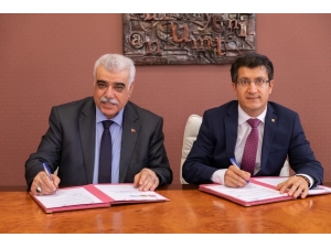 Üniversite Ve Müftülük Arasında İş Birliği Protokolü İmzalandı