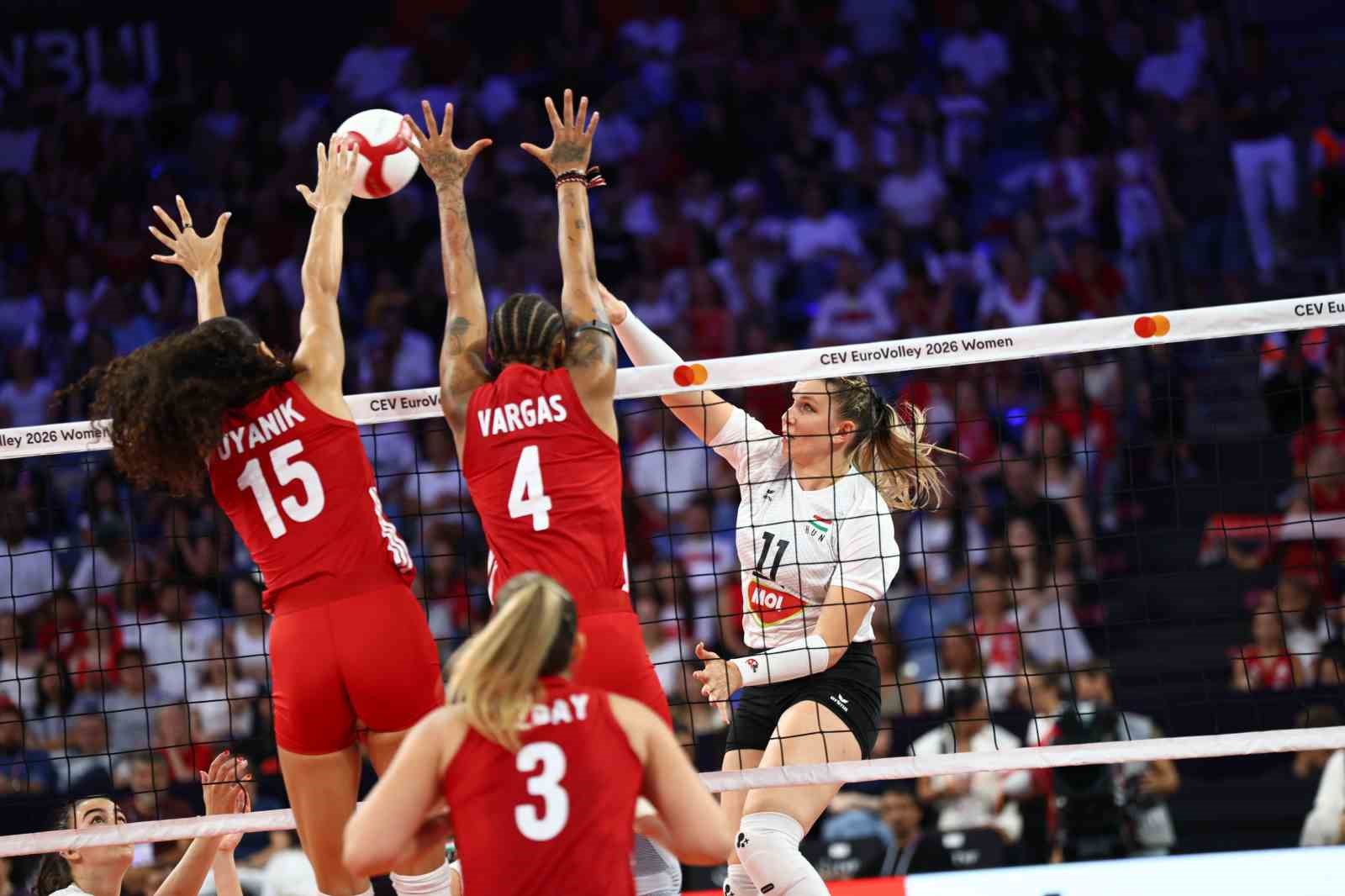 milliler-cev-avrupa-sampiyonasi-nda-3-te-3-yapti