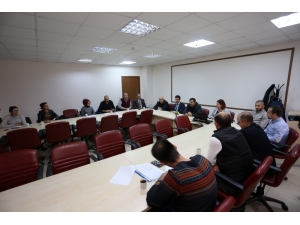 İzmit Körfezi’ndeki Balıkçılık Masaya Yatırılıyor