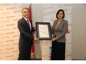 Medical Park İzmir’e Büyük Onur