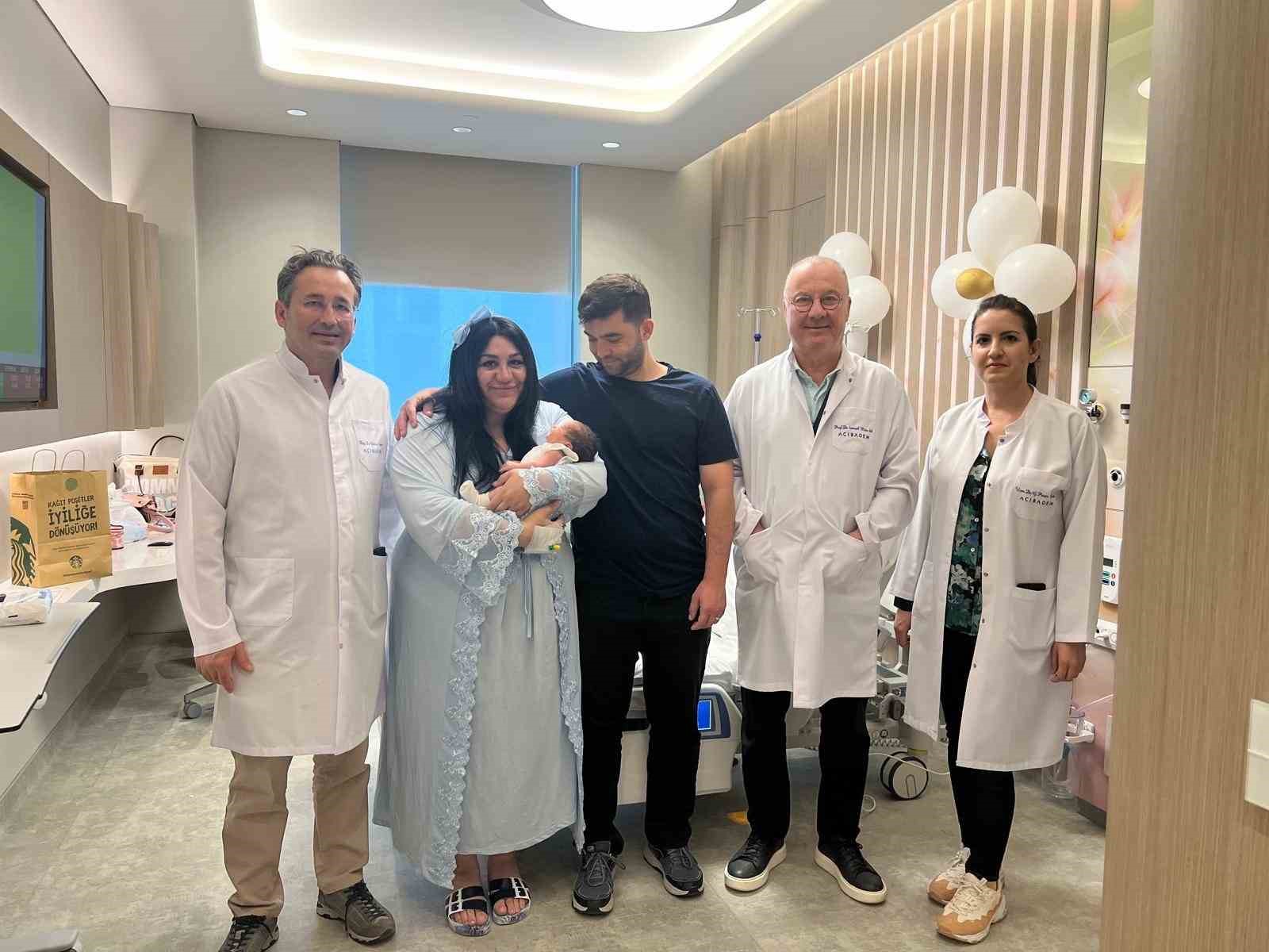 yuksek-riskli-gebelik-mutlu-sona-bitti-barlas-bebek-dunyaya-geldi