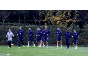 Fenerbahçe, Defans Ve Hücum Organizasyonları Çalıştı