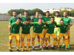 Altınova’da Başarısızlığın Faturası Futbolculara Kesildi