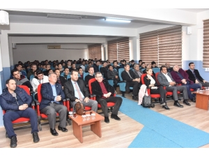 Bozüyük’te ’Teknolojik Kurtuluş Savaşı’na Var Mısınız?’ Konferansı