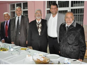 Ayhan 24 Kasım Öğretmenler Günü’nü Kutladı