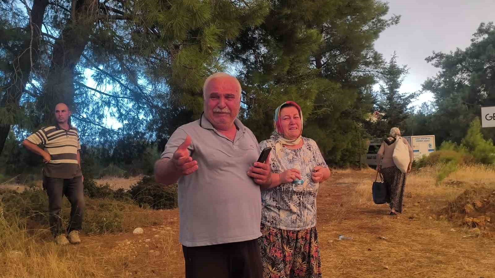 yangini-gozyaslari-icinde-izlediler