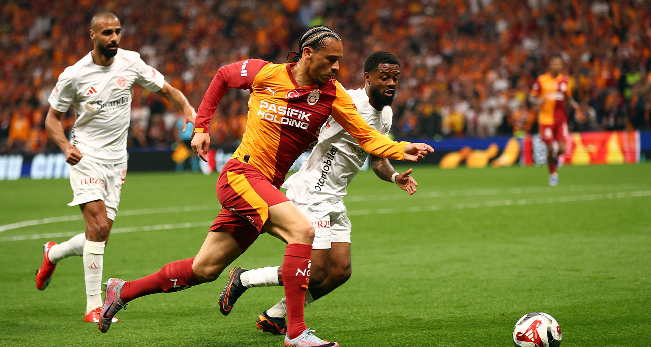 okan-buruk-tarihe-gecti-galatasaray-ust-uste-4-kez-sampiyon