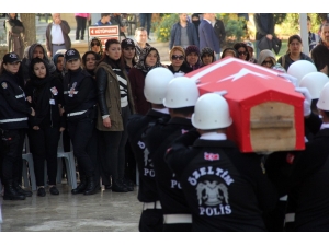 Derya Öğretmenin En Acı Öğretmenler Günü