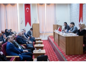 İslami İlimler Fakültesi’nden “Hz. Peygamber Ve Gençlik” Paneli