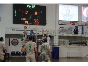 Voleybol Erkekler 1. Ligi: Düzce Belediyespor: 3 - Konya Bbsk: 0