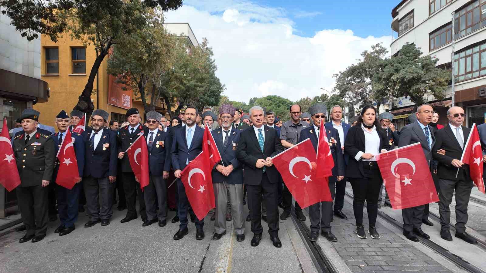 konya-da-kahramanlarla-kardeslik-yolunda-yuruyusu
