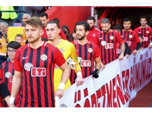 Spor Toto 1. Lig: Eskişehirspor: 2 - Ümraniyespor: 2