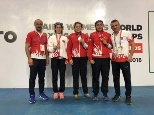 Kadınlar Dünya Boks Şampiyonası’nda 1 Gümüş, 2 Bronz