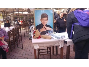 3. Kattan Düşerek Hayatını Kaybeden Öğrenciyi Arkadaşları Doğum Gününde Unutmadı