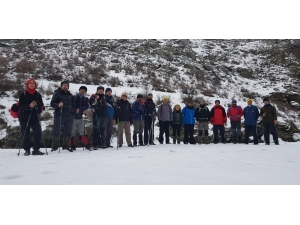 Amatör Dağcılar Susuz Kanyonunda Yürüdü