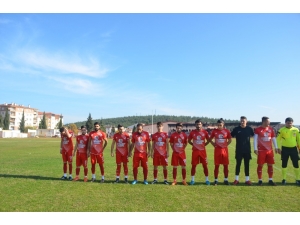 Bilecikspor Kendi Sahada 3 Puanı 3 Golle Aldı