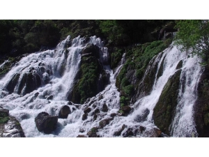 Kırk Gözeli Şelalede Tüm Zamanların Ziyaretçi Rekoru Kırıldı