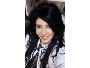 Op. Dr. Ayşe Solaroğlu: "Plastik Damacanalar Düşük Ve Erken Doğuma Neden Olabilir"