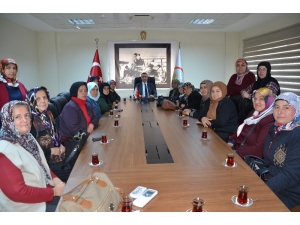 Tarım Ve Orman Müdürü Ayvalık Kadın Çiftçiler İle Bir Araya Geldi