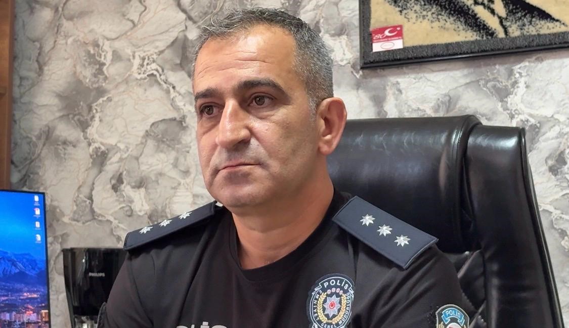 kayseri-de-baskomiserden-duygu-dolu-emeklilik-anonsu