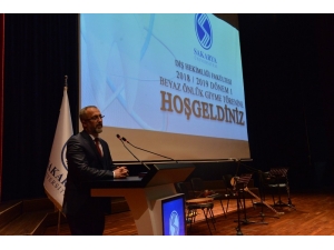 Diş Hekimliği Öğrencileri Beyaz Önlük Giydi