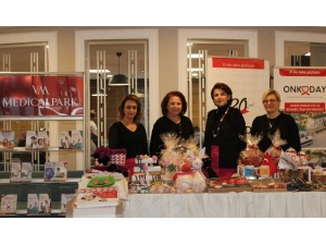 Kanser Savaşçılarından El Emeği Ve Göz Nuru Eserler