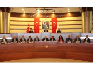 Çetin’den İngiltere Pazarı Uyarısı