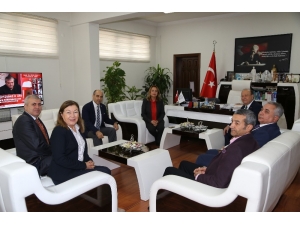 Chp Heyetinden Başkan Özakcan’a Ziyaret