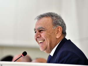 Başkan Kocaoğlu’ndan Zeybekci’ye Tebrik