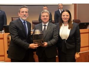 Türkiye İle Makedonya Arasında Bir Milyar Dolarlık Ticaret