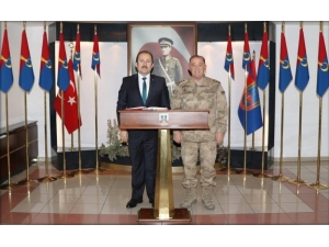 Vali Pehlivan, Tümgeneral Hacıoğlu’nu Ziyaret Etti