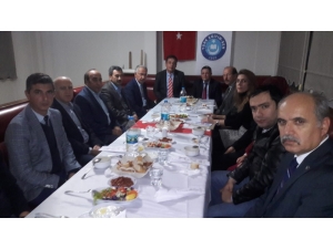 Saruhanlı’da Öğretmenler Yemekte Buluştu