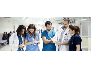 Ege Üniversitesi Adeta Sağlık Üssü Oldu