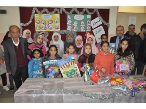 Suriyeli Öğrenciler Ödüllendirildi