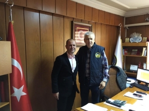 Chp’li Onur Koçanalı, Bornova’yı Karış Karış Geziyor, Ziyaretler Yapıyor