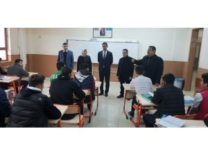 Siverek’teki Tüm Okullarda Okuma Seferberliği Başlatıldı