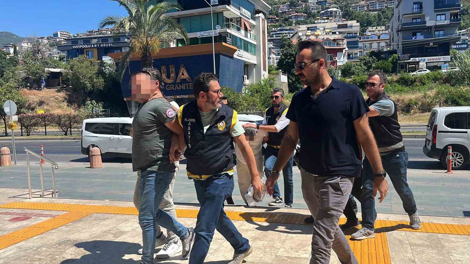 alanya-daki-pompali-tufekli-cinayette-2-tutuklama-1-supheliye-adli-kontrol