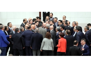 Tbmm Genel Kurulu’nda Tartışma