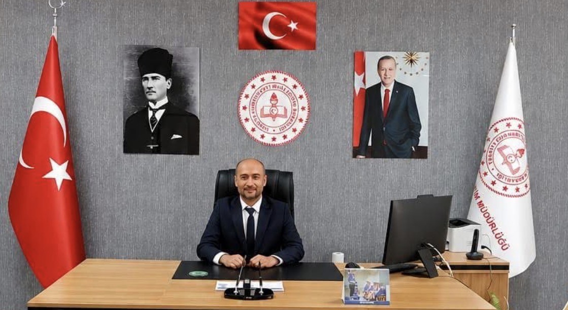 ahmetli-ilce-milli-egitim-mudurlugunde-gorev-degisimi