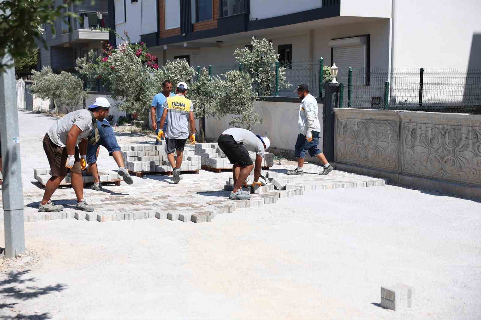didim-de-yol-calismalari-devam-ediyor