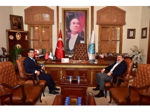 Belediye Ve Üniversite İşbirliği Görüşüldü