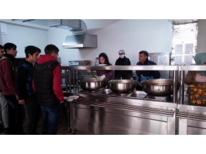 Lice’de Okul Yemekhanelerinde Sıkı Denetim
