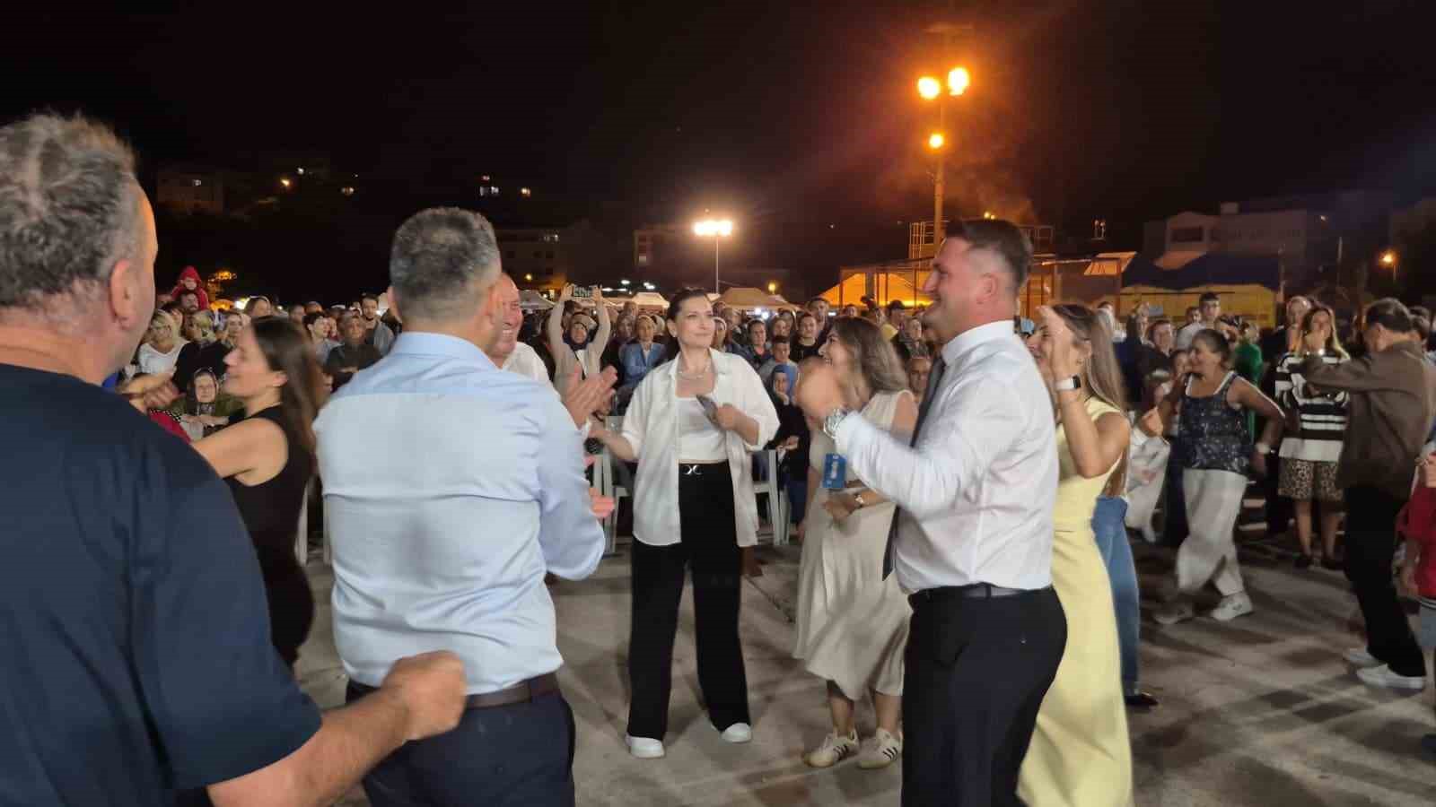 ahsap-tekne-ve-yat-festivali-etkinliklerinde-elektrik-kesintisi-soku