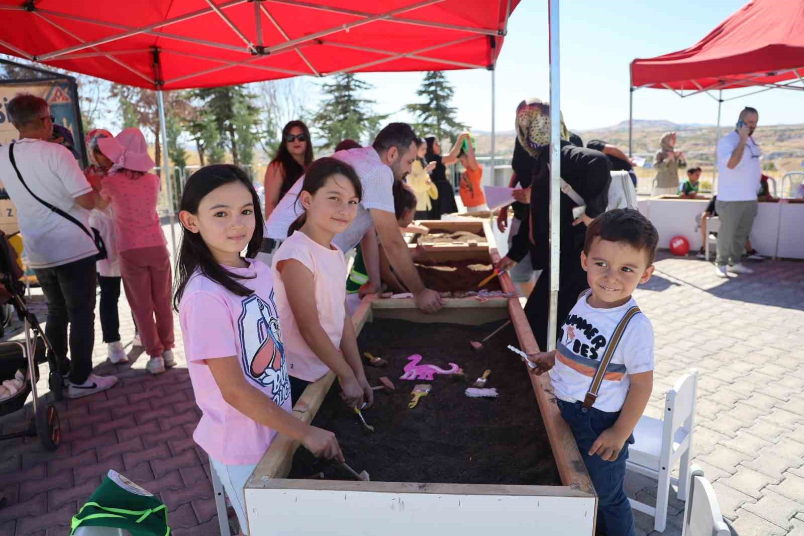 gelecek-nesiller-minifest-te-bulustu