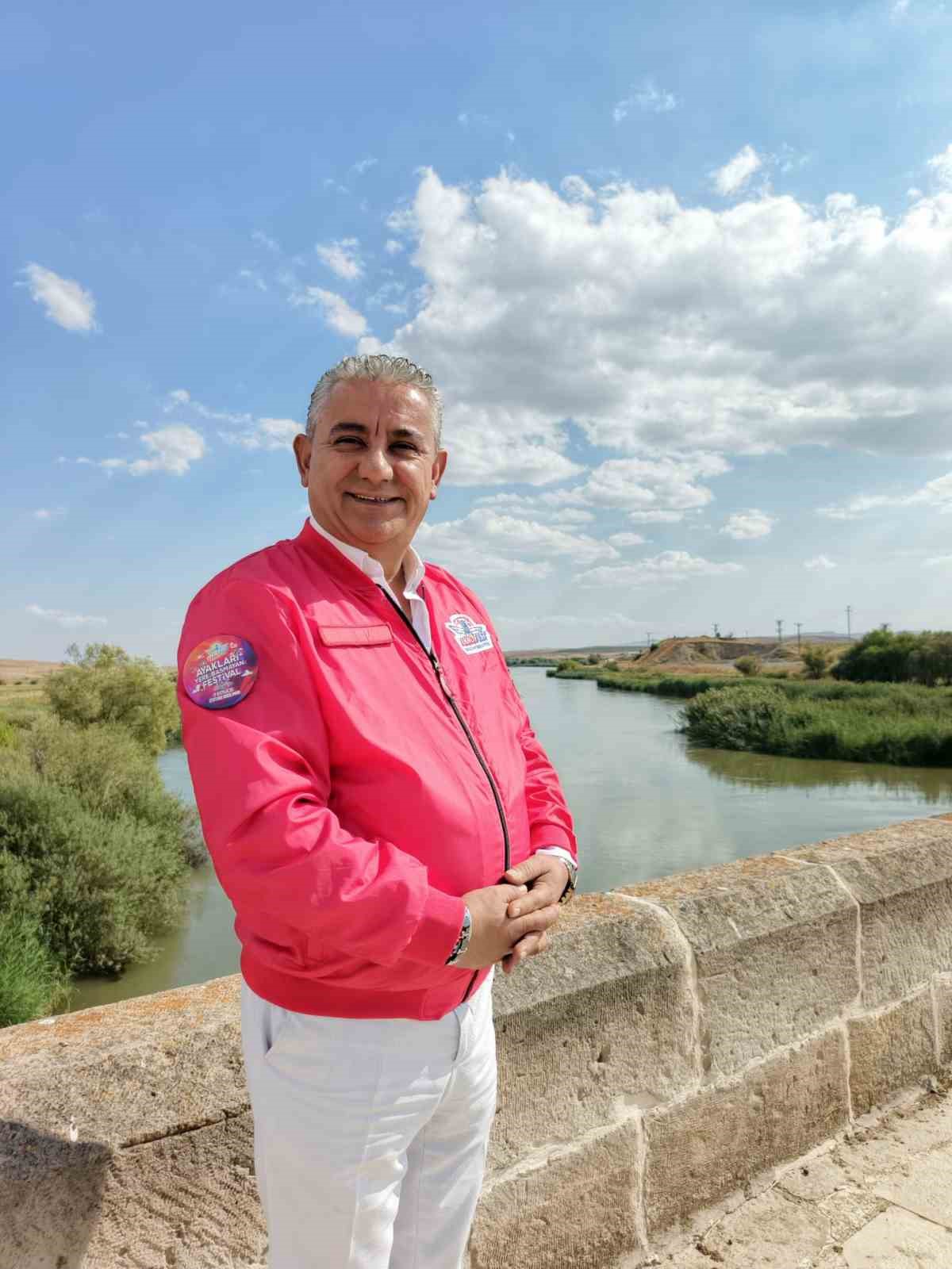 beyazay-dernegi-sube-baskani-gocmen-den-teknoloji-ve-firsat-esitligi-cagrisi