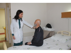 Parkinson Hastaları Duodopa Tedavisi İle Daha Bağımsız Ve Özgür